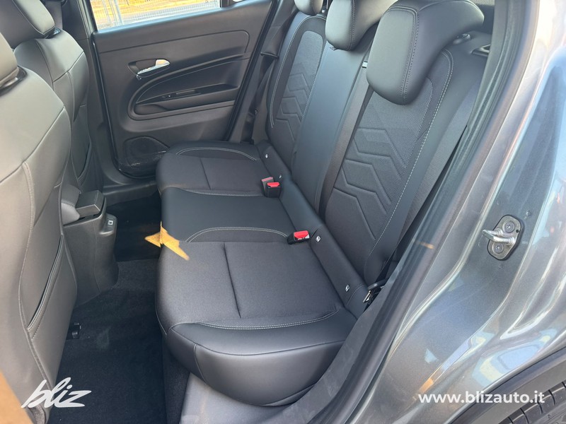 Jeep Avenger 1.2 turbo e-hybrid mhev altitude fwd 110cv edct6