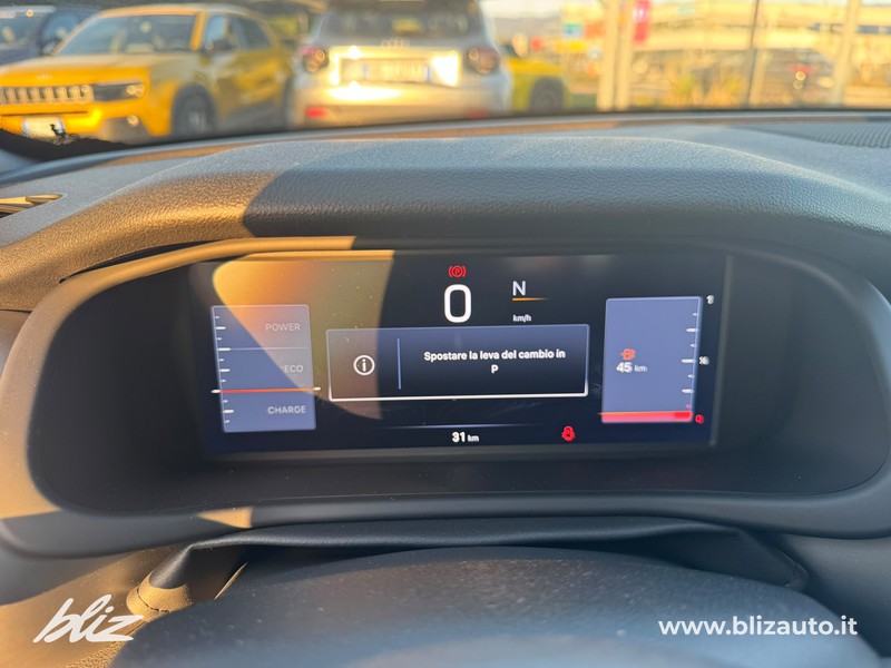Jeep Avenger 1.2 turbo e-hybrid mhev altitude fwd 110cv edct6